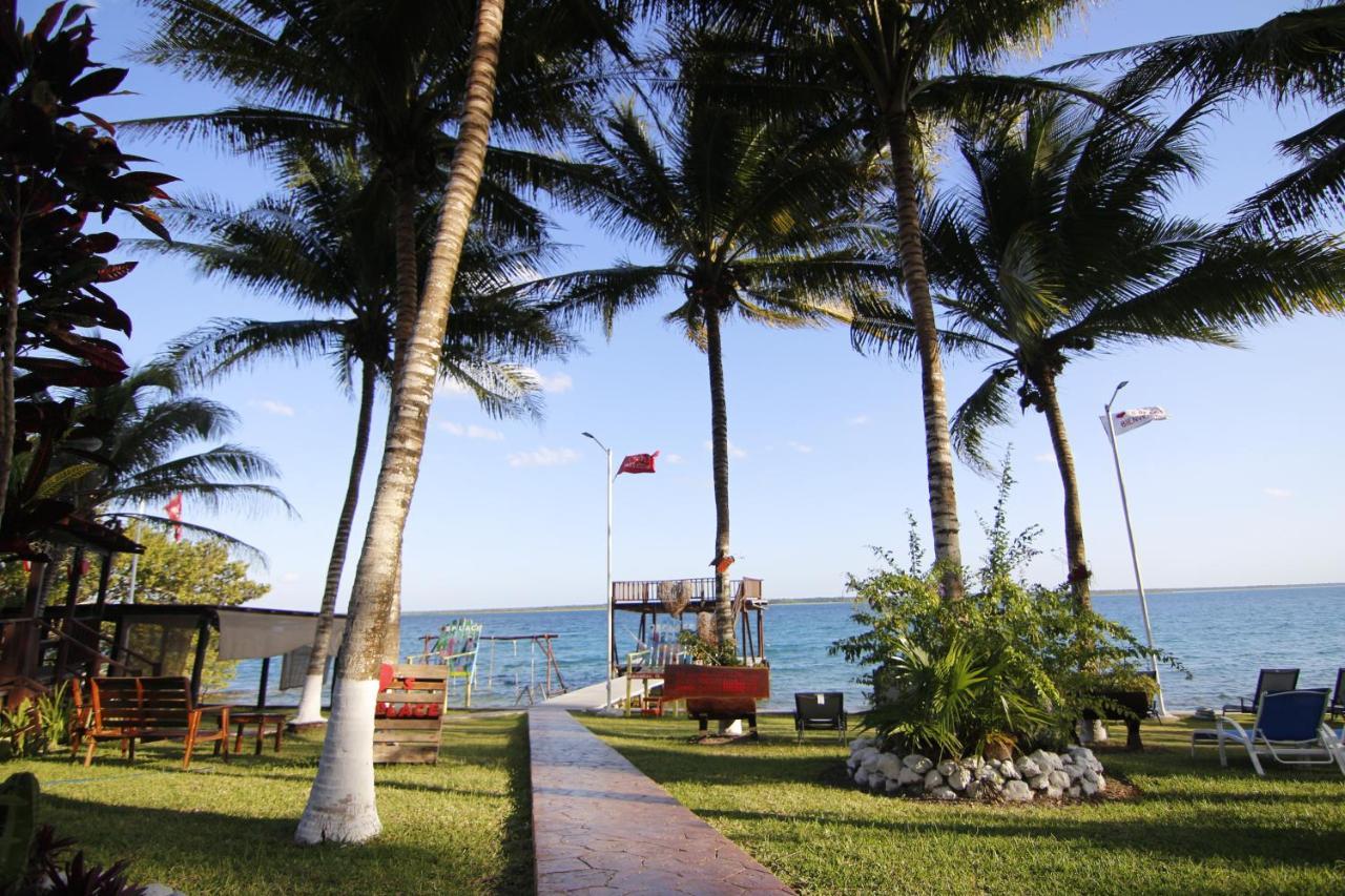 Coras Place Bacalar Lagoon Front Bagian luar foto