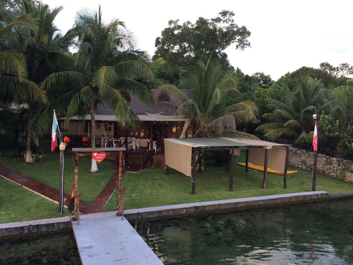 Coras Place Bacalar Lagoon Front Bagian luar foto
