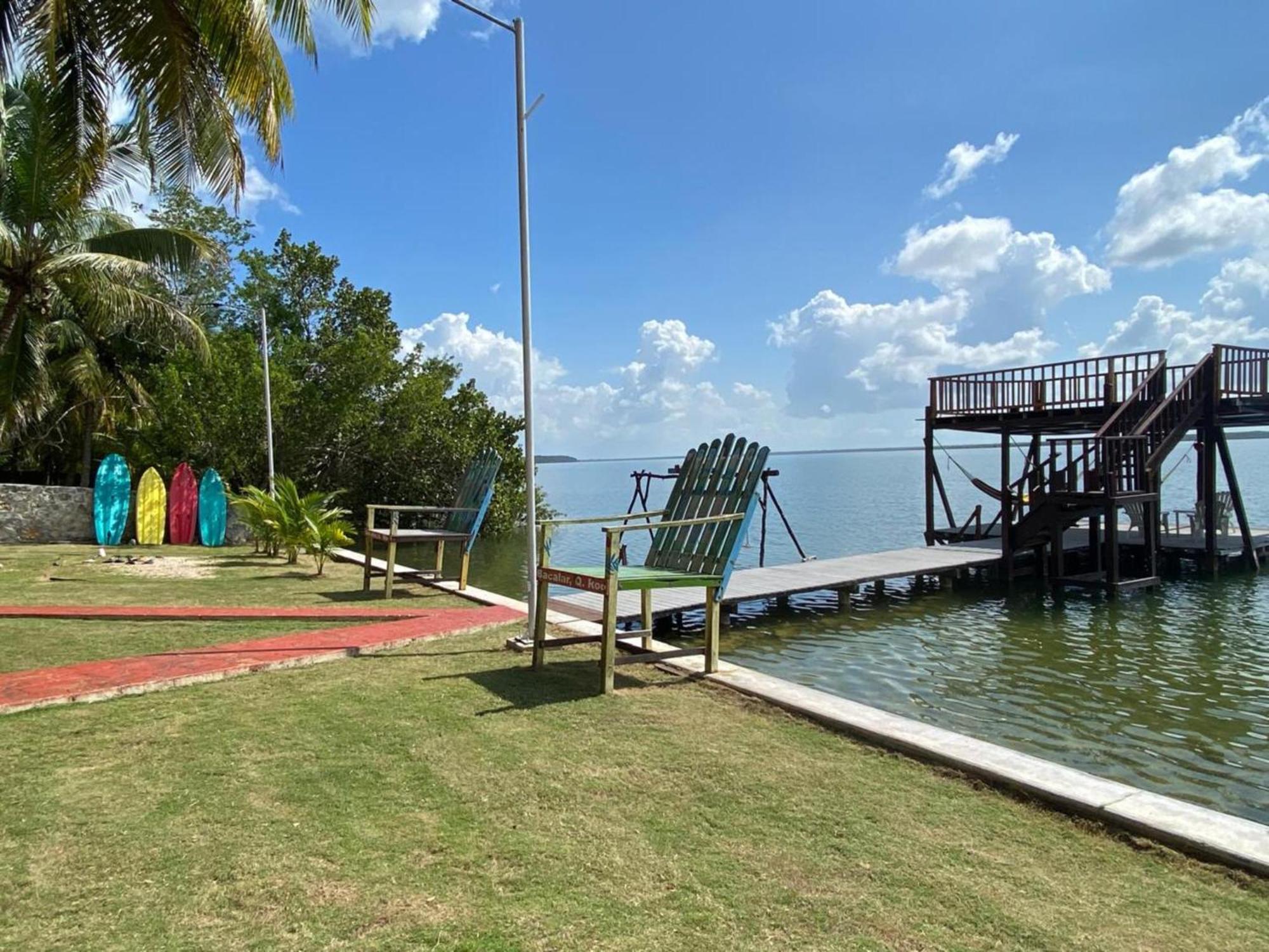 Coras Place Bacalar Lagoon Front Bagian luar foto