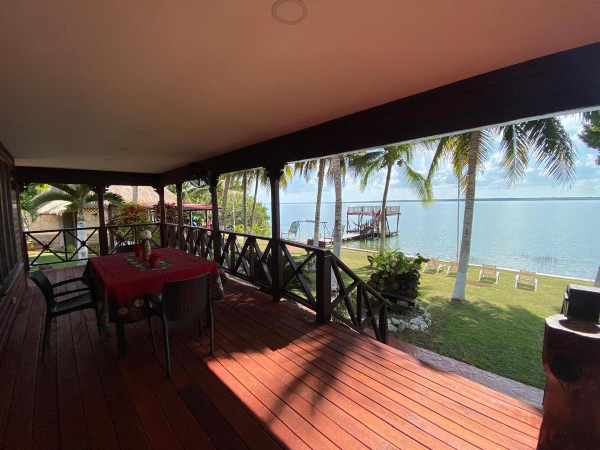 Coras Place Bacalar Lagoon Front Ruang foto