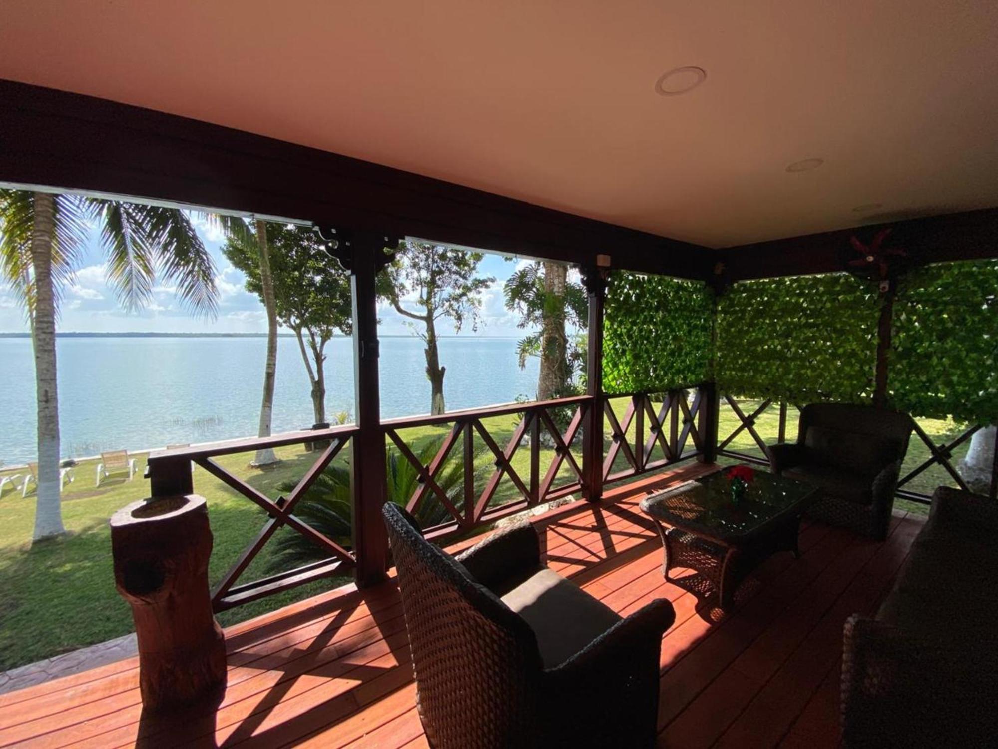Coras Place Bacalar Lagoon Front Ruang foto