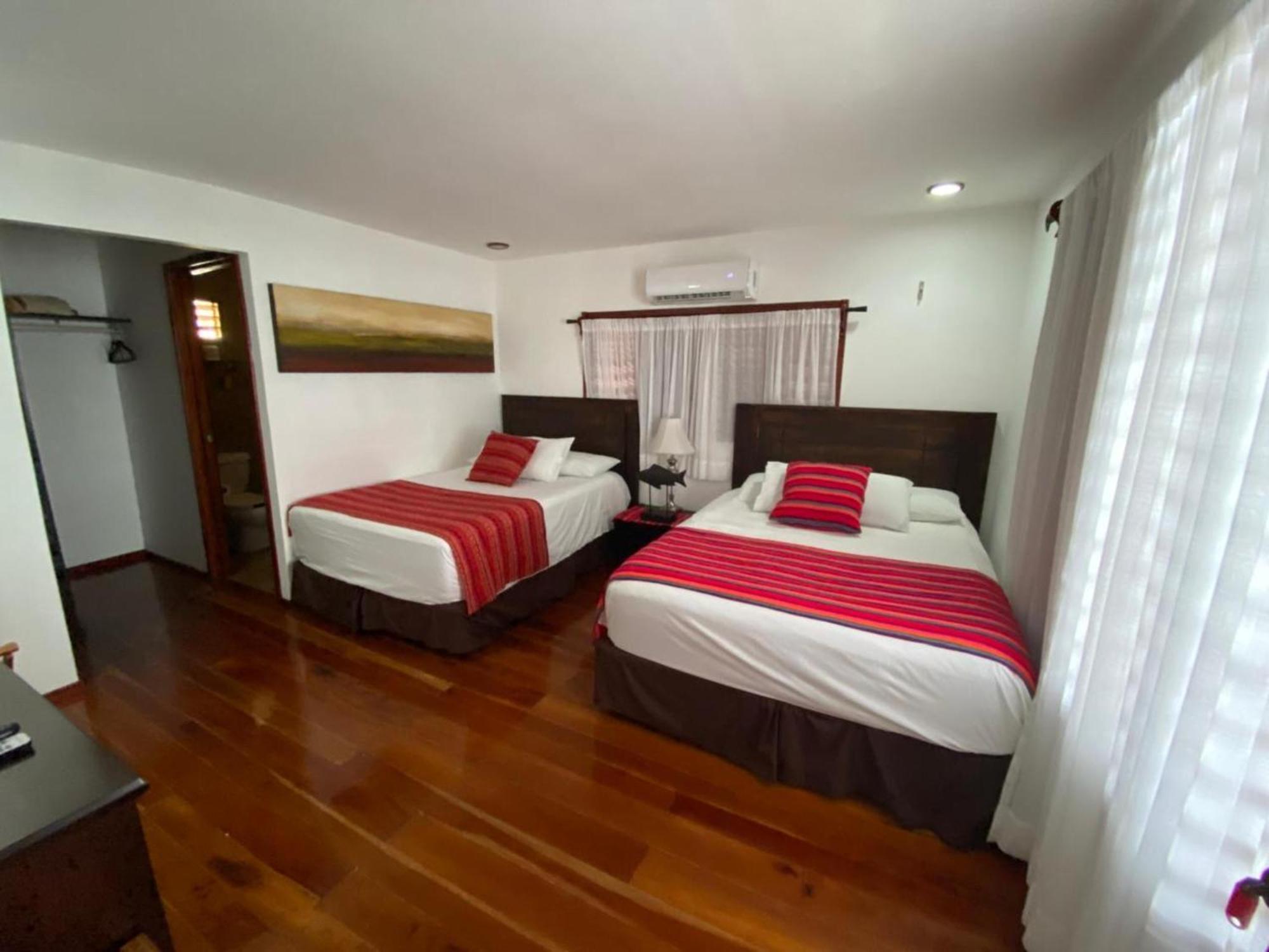 Coras Place Bacalar Lagoon Front Ruang foto